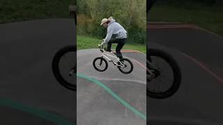 TRANSFERT V2 🥳 shorts bmx fyp pumptrack [upl. by Ocirema]