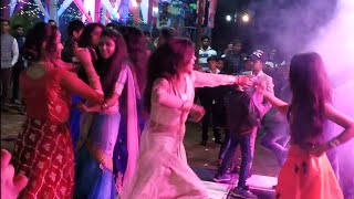 Chite suit te daag pe gaye full song  New Shekhawati Sadi Dance 2021  New Viral Marriage Dance [upl. by Blase]