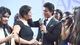 Shahrukh Khans FUNNY Moments With Audience [upl. by Clarise692]