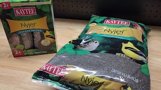 Testing Out KAYTEE Nyjer Seed And Finch Socks [upl. by Spector953]