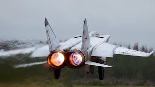 Why the MiG25 Foxbat Scared the West [upl. by Jain]