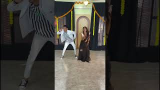 Fir tote se boli Mena 🥳🥳 akdancer dance akdancer mena viralvideo [upl. by Anaeda]