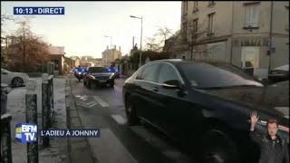 Le cortège funéraire de Johnny Hallyday arrive au Mont Valérien [upl. by Amahs301]