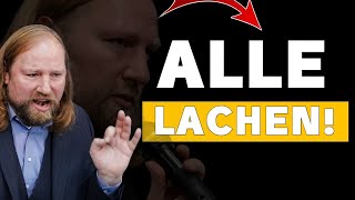 KÖSTLICH Die Partei Zerfällt Vollständig Und Verschwindet Aus Dem Blickfeld [upl. by Harrad]