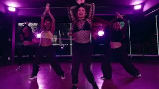 BAD BUNNY ft FEID PERRO NEGRO ⧸ COREOGRAFIA MAJO ESPINOSA [upl. by Nilya325]