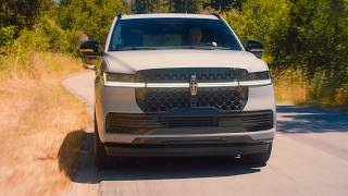 NEW 2025 LINCOLN NAVIGATOR – Ready to Rival the Cadillac Escalade [upl. by Lovell340]