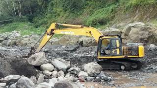 excavator works to dredge sand and collect in sand mining [upl. by Gibrian119]