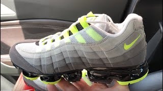 Nike Vapormax 95 Neon sneaker [upl. by Ramat]