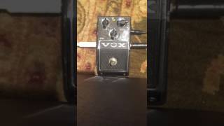 Vox valvetone v810  overdrive pedal demo [upl. by Jarvis95]