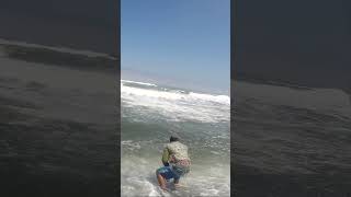 Increíbles Hechos de PESCA con Atarraya Grabados en Mar Agitado [upl. by Hillegass]