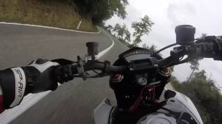 Hypermotard 1100 evo Sp vs Monster 1200 R [upl. by Nosiddam]