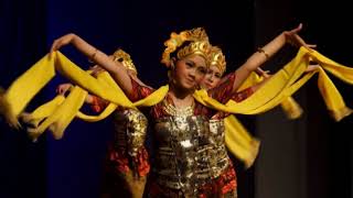 Tari Sesonderan by Seni Tari UNNES [upl. by Ahs]