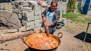 Toda la COMIDA es GRATIS en este pueblito de Michoacán  Cuparátaro [upl. by Aeslek]