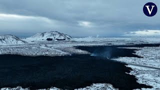 Impresionantes imágenes aéreas de los daños causados por la erupción de un volcán en Islandia [upl. by Aia]