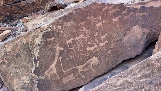 Avventure nel mondo  Safari Australe Ovest Namibia I petroglifi di Twyfelfontein [upl. by Fernand148]