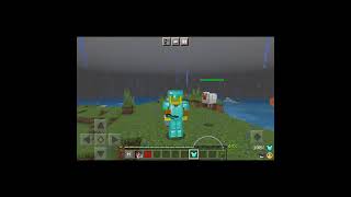 this texture pack lets you wear ELYTRA and CHESTPLATE [upl. by Ddat]