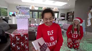 TIANA AND FAMILY OPENING CHRISTMAS PRESENT2018 Special [upl. by Urion]