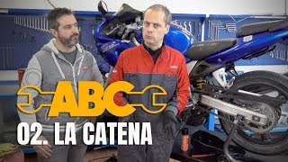 Come pulire lubrificare e regolare la catena  ABC MANUTENZIONE MOTO 02 [upl. by Newra209]