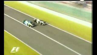 Kimi Räikkönen overtakes Fisichella at Suzuka 2005 rare camera angle [upl. by Ahcila590]