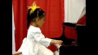 4 Years Old Amanda Cheung plays Sailing by Moonlight by J Last [upl. by Francklyn]