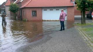 Kompletter Straßenzug abgesoffen in Ramsdorf [upl. by Sirtimid679]