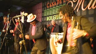 Salsa cubanas para bailar Son cubano tradicional Musica bailables viejas antiguas Cumbia cubana [upl. by Vachell]