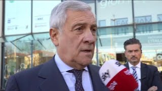 Attacco alla base Unifil in Libano Tajani quotHezbollah ricordi che militari italiani non si toccanoquot [upl. by Johen]