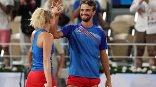 TennisCzech duo Siniakova and Machac win mixed doubles gold [upl. by Marmion]