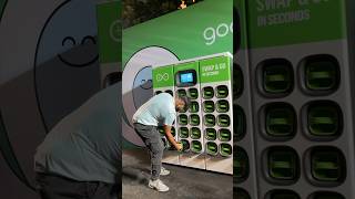 Gogoro Battery Swapping pradeeponwheels electricvehicle [upl. by Laura]