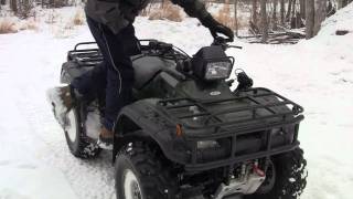 2002 Honda Foreman 450 Start up and Rev [upl. by Aihtnic294]