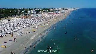 Oggi facciamo un giro nella capitale del divertimento Riccione [upl. by Seavir]