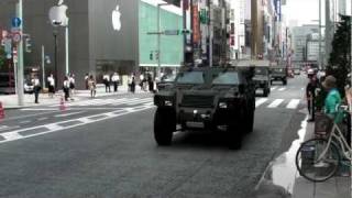 消防車amp自衛隊車両 緊急走行車列 銀座 motorcade of fire engines amp military vehicles [upl. by Essined]