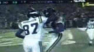 Randy Moss moons the crowd [upl. by Gnilrets505]