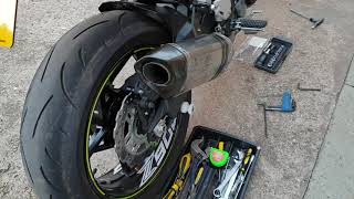 Kawasaki Z900 Akrapovic baffle removal [upl. by Chien]