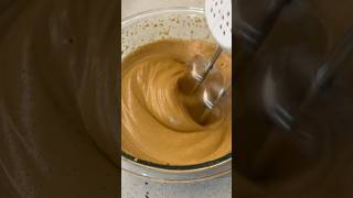 핸드믹서를 이용한 인스턴트커피 Instant coffee with hand mixer [upl. by Nedyrb]