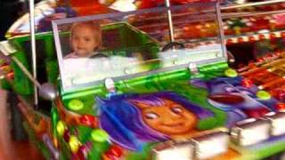 zoe tourne dans le manege [upl. by Lupee]