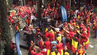 Rafa Nadal playing  guitar for Belgian Fans in Merchant Square [upl. by Kanter]