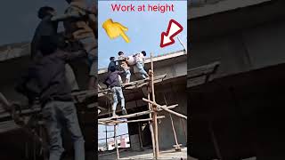 🎃🧐👈🛑😱🤦‍♂️❌ Height Hazards The Dangers of Poor Scaffold Setup short shortsfeed fall [upl. by Ernald]