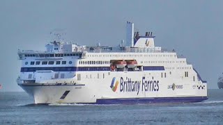 Ferry Action at Portsmouth  Brittany Ferries Condor Ferries Wightlink amp Hovertravel [upl. by Sana469]