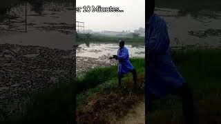 Old Mans Secret Idea of Catching Big Fish fishing fishingvideos thoondilulagam lakefishing [upl. by Camella]