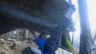 Giuliano Cameroni Repeats 8CV15 Boulder The Story Of Two Worlds  EpicTV Climbing Daily Ep 218 [upl. by Maffei]