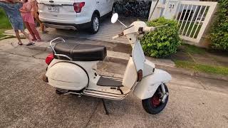 1997 Vespa PX150e kickstart [upl. by Notgnirrab]