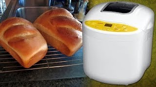 Breadman TR520  Programmable Bread Maker [upl. by Nonnarb72]