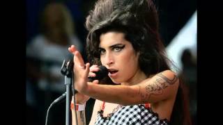 RareAmy Winehouse you sent me flying Live summer Sundae weekender [upl. by Ahsirtap171]