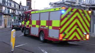 EAST SUSSEX FIRE amp RESCUE SERVICE  LEWES amp BATTLE TECHNICAL RESCUE UNITS PASSING ON A 999 CALL [upl. by Niknar]