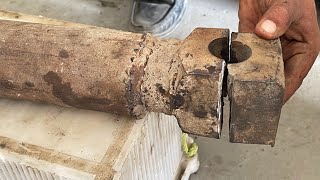 Genius Man Restores Broken Balancing Shaft of Truck  Truck Flexibility Problem and Solution [upl. by Alekat]