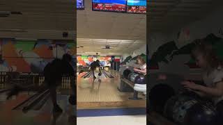 Junior gold here we come 2handedbowling bowlingisfun belmo pba bowlinglife bowler [upl. by Riker]