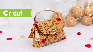 Borsetta in Sughero  Cricut tutorial 23 DIY Cork Purse [upl. by Carnes418]