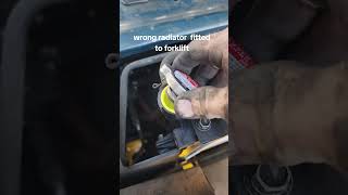 Wrong radiator fitted to forklift needs to be removed and correct one fitted [upl. by Poree457]