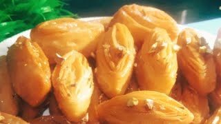 दिवाली स्पेशल खाजा बनाएं आसान विधि से Khaja ki recipe [upl. by Deland]